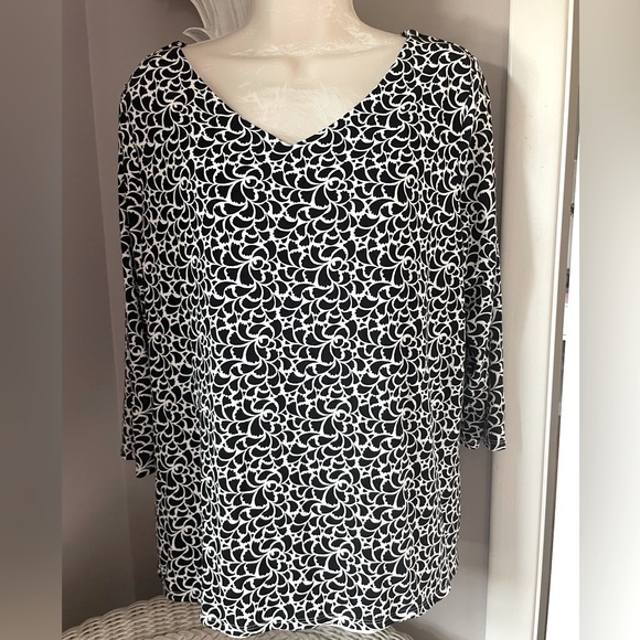 Chico’s‎ Blouse - Picture 1 of 4